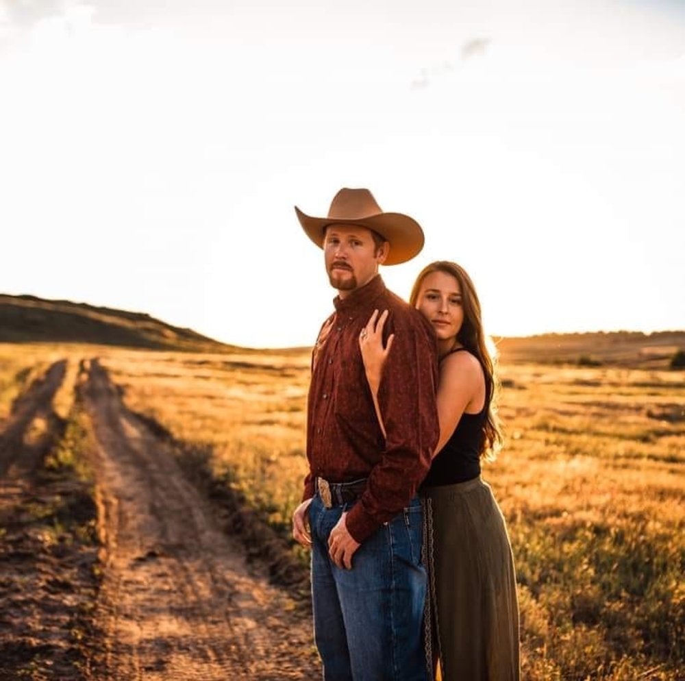 Meet your Posher, Logan